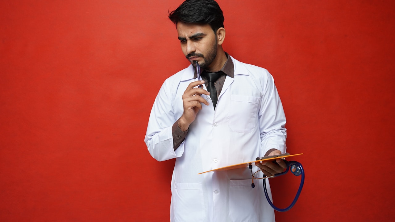 Pirtobrutinib Shows Promise in Extending Progression-Free Survival for CLL/SLL Patients